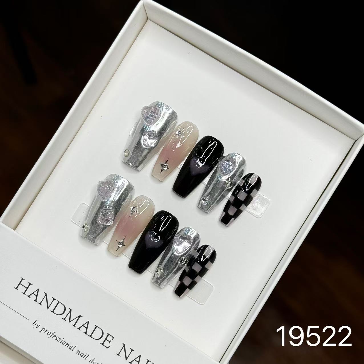 19522 Gingham Goth