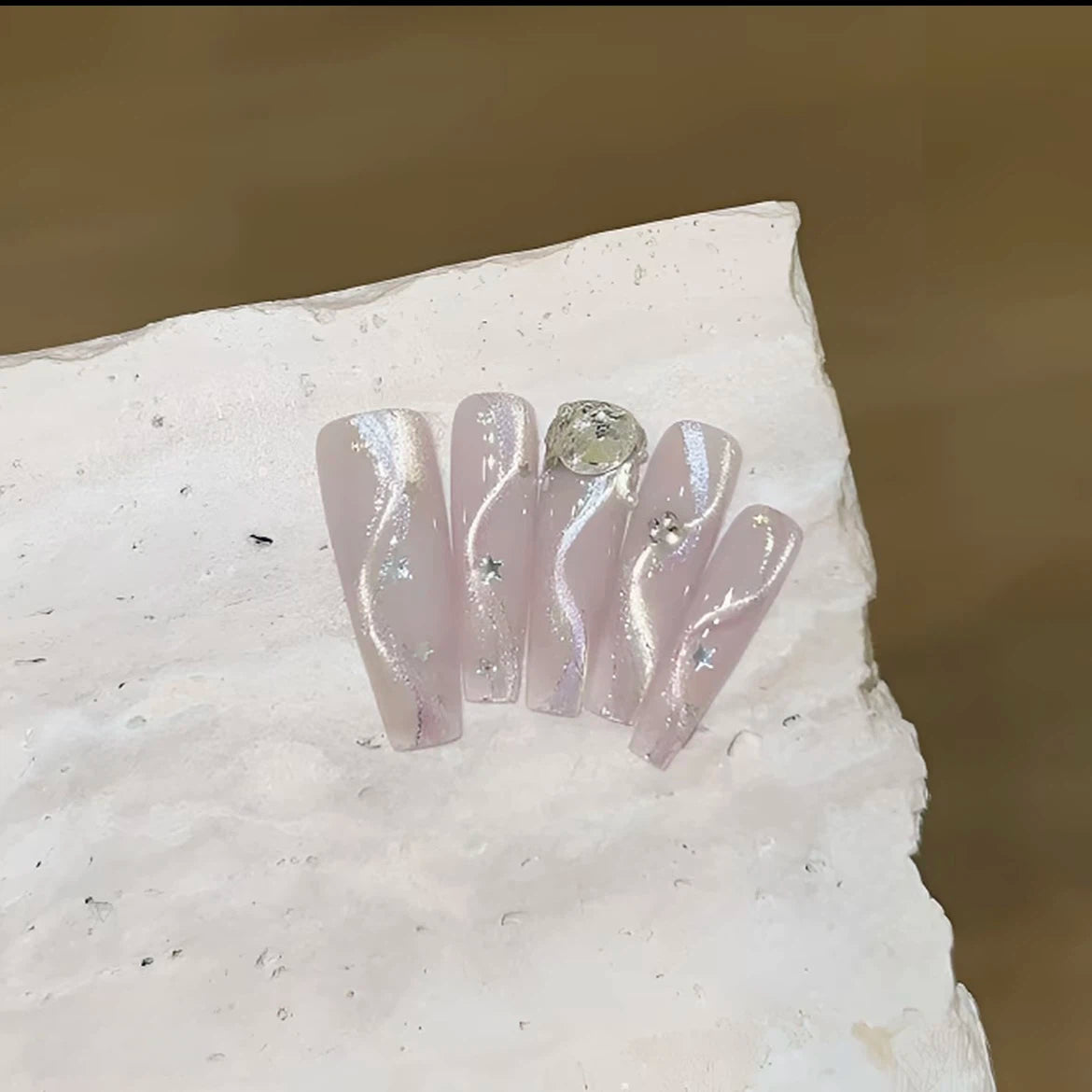 Stardust Ribbon – Silver Swirl Kristall Press-On Nails