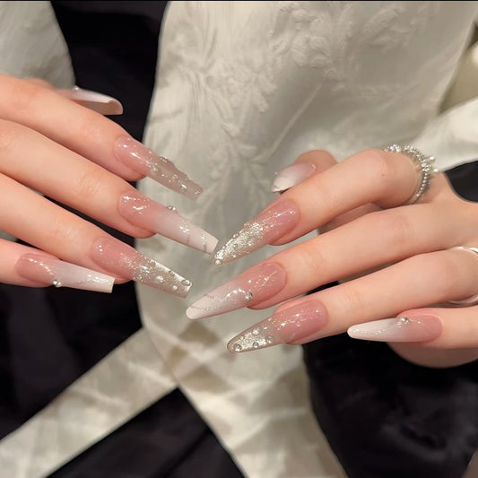 Cloud Whisper – Pearl Glitter Misty Press-On Nails