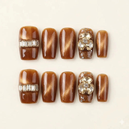 Amber Cat Eye - Luxury cat-eye nails with 3D gemstones.