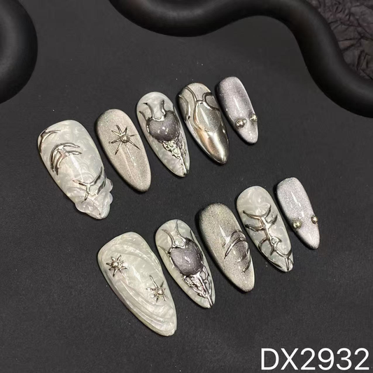 DX2932 Moonlit Bay