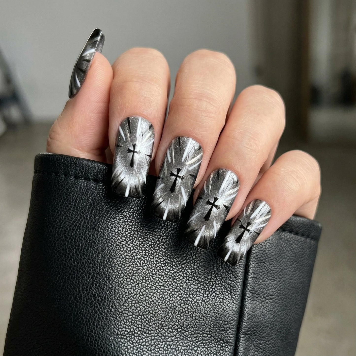 Sacred Eclipse – Gothic Cross Cat Eye Press-On Nails